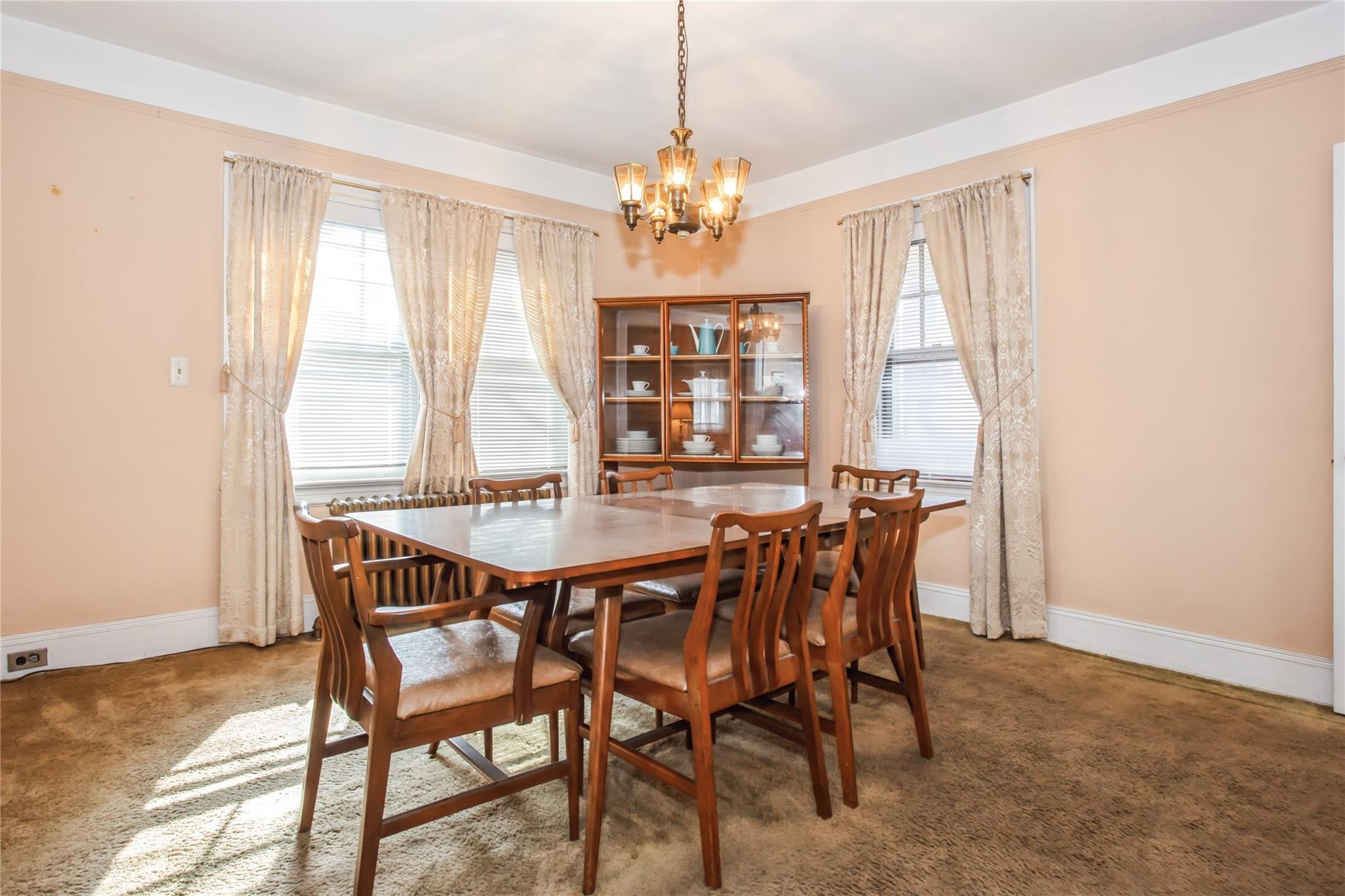 628 6th Avenue, New Hyde Park, New York image 7