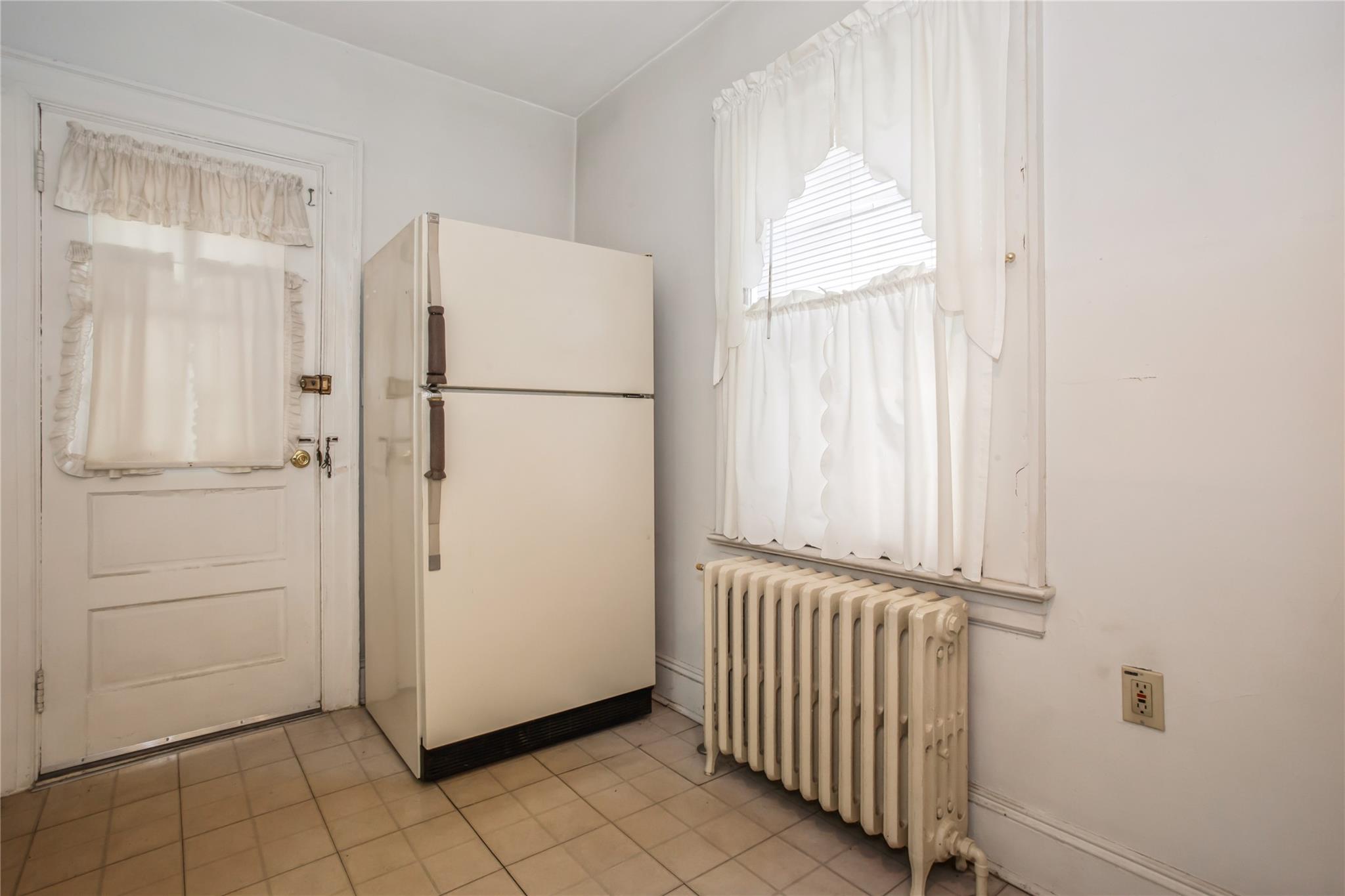 628 6th Avenue, New Hyde Park, New York image 13