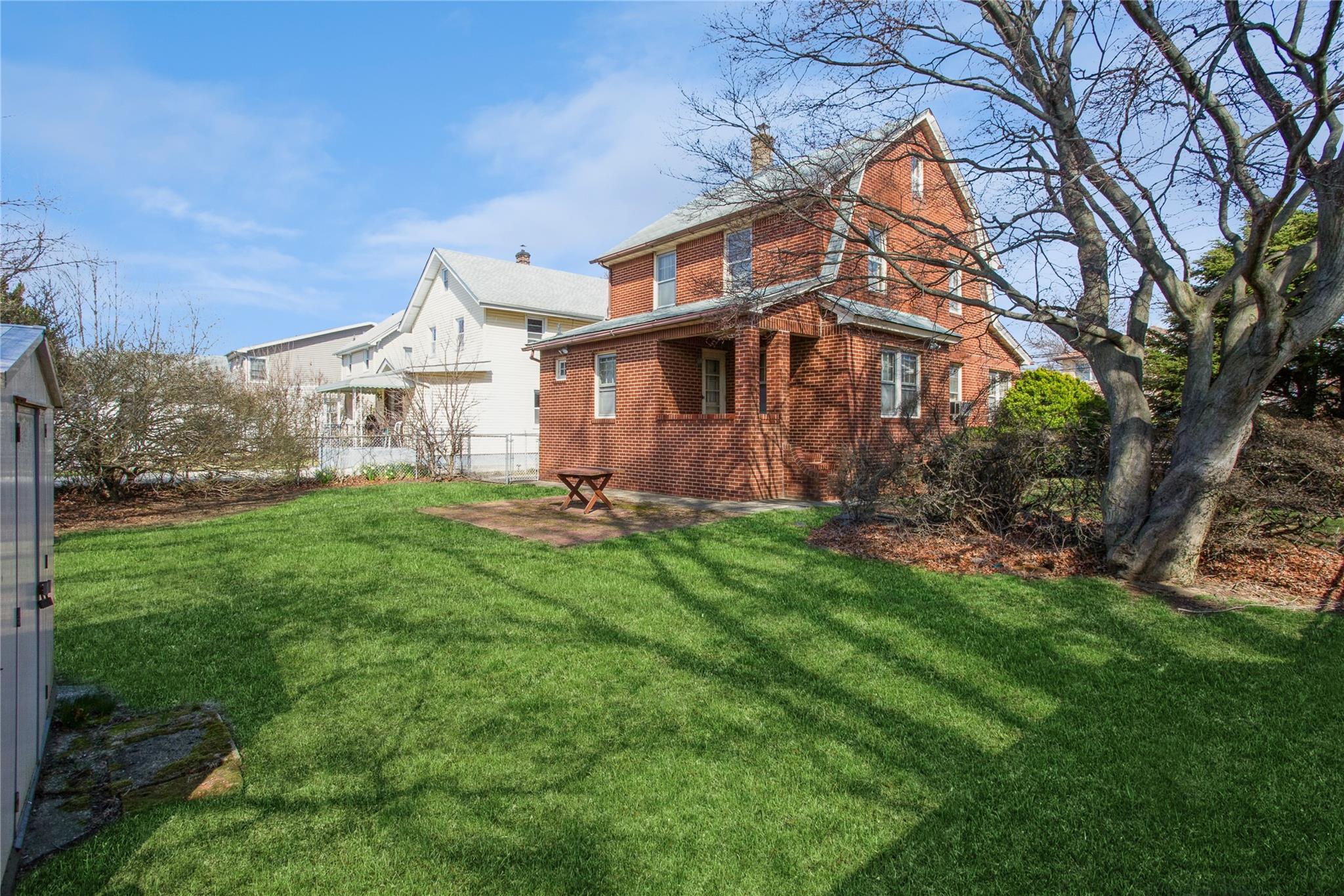 628 6th Avenue, New Hyde Park, New York image 22