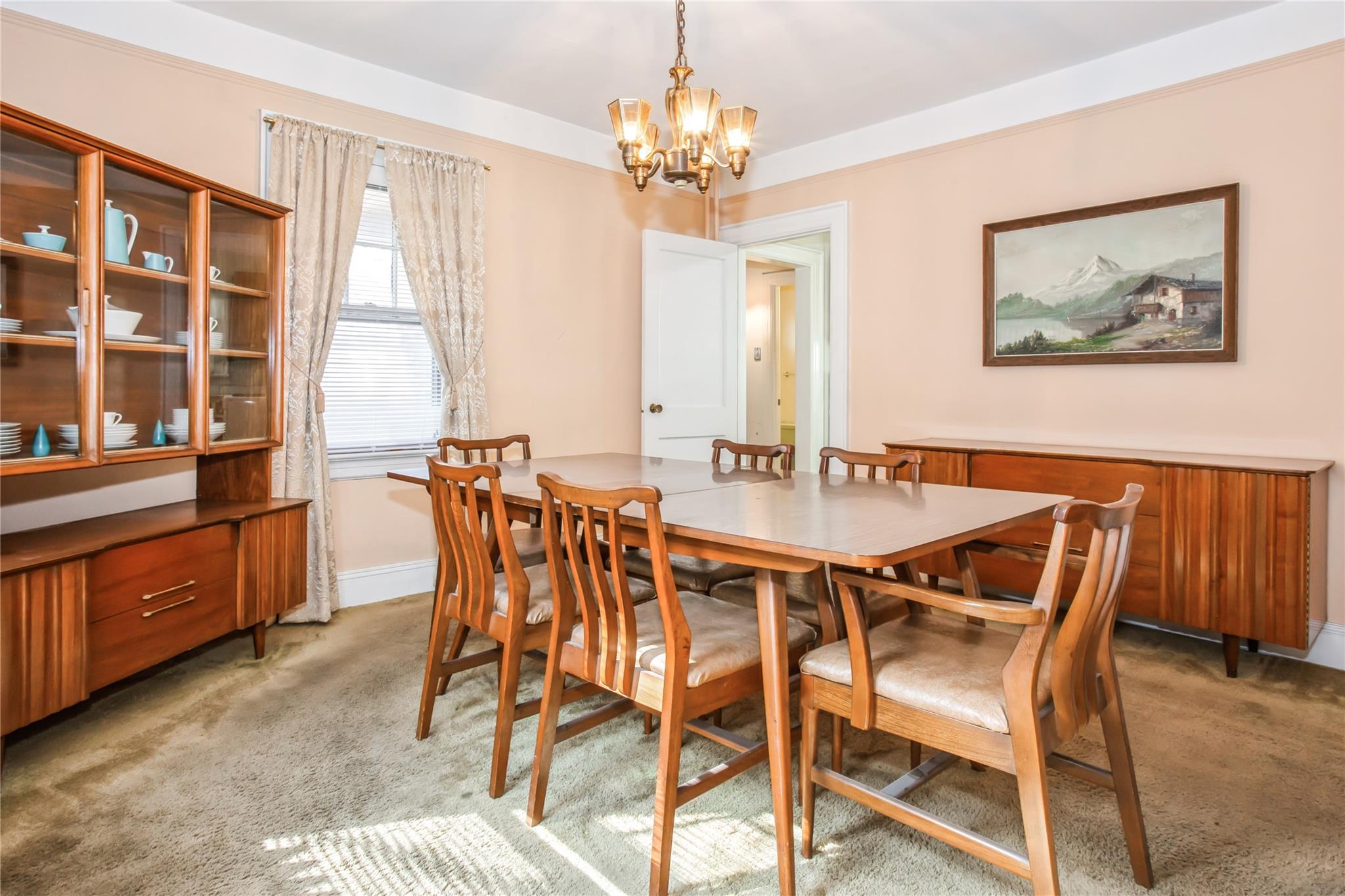 628 6th Avenue, New Hyde Park, New York image 9