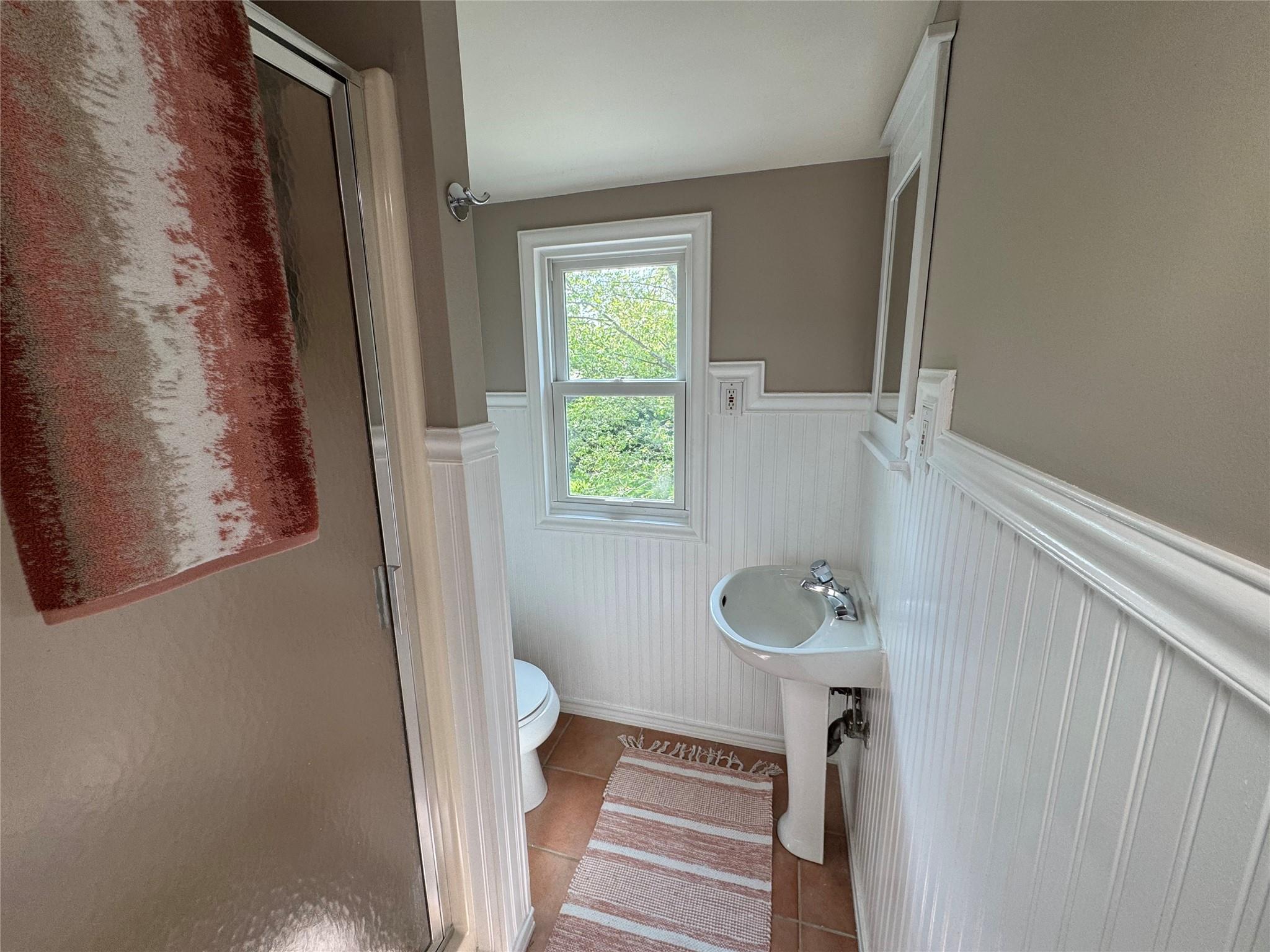 541 Peters Boulevard, Brightwaters, New York image 16