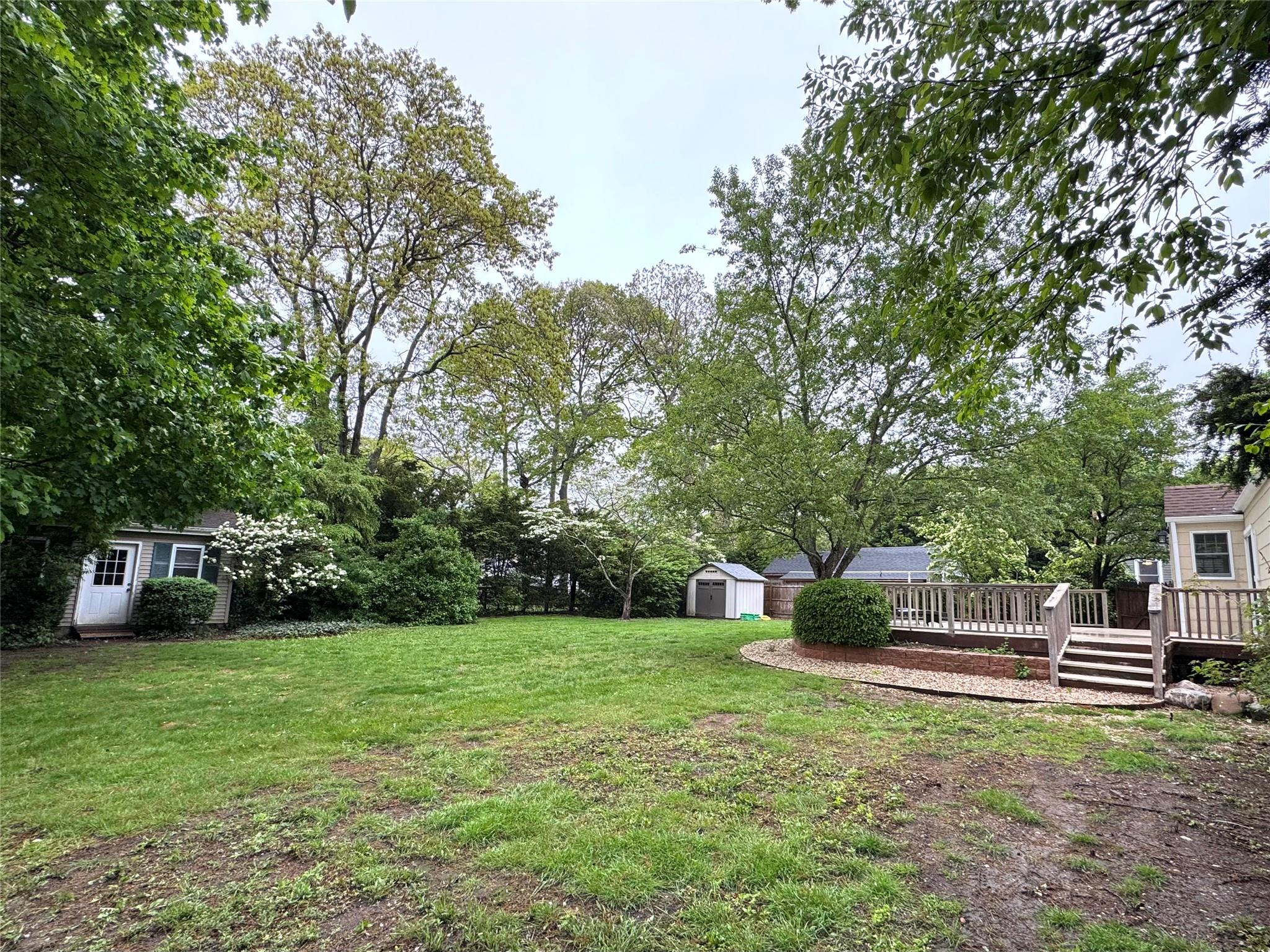 541 Peters Boulevard, Brightwaters, New York image 2