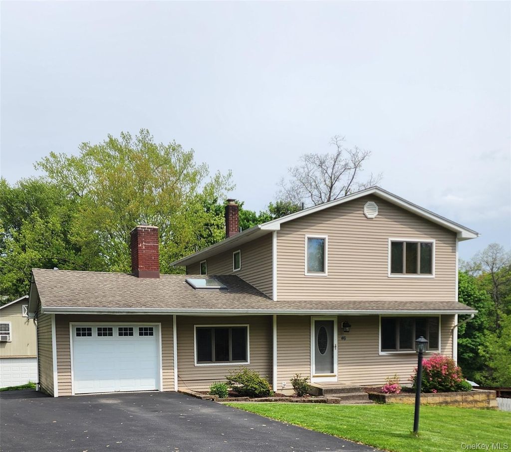Photo of 46 Cortlandt Road, Mahopac, NY 10541 (MLS # 990644)