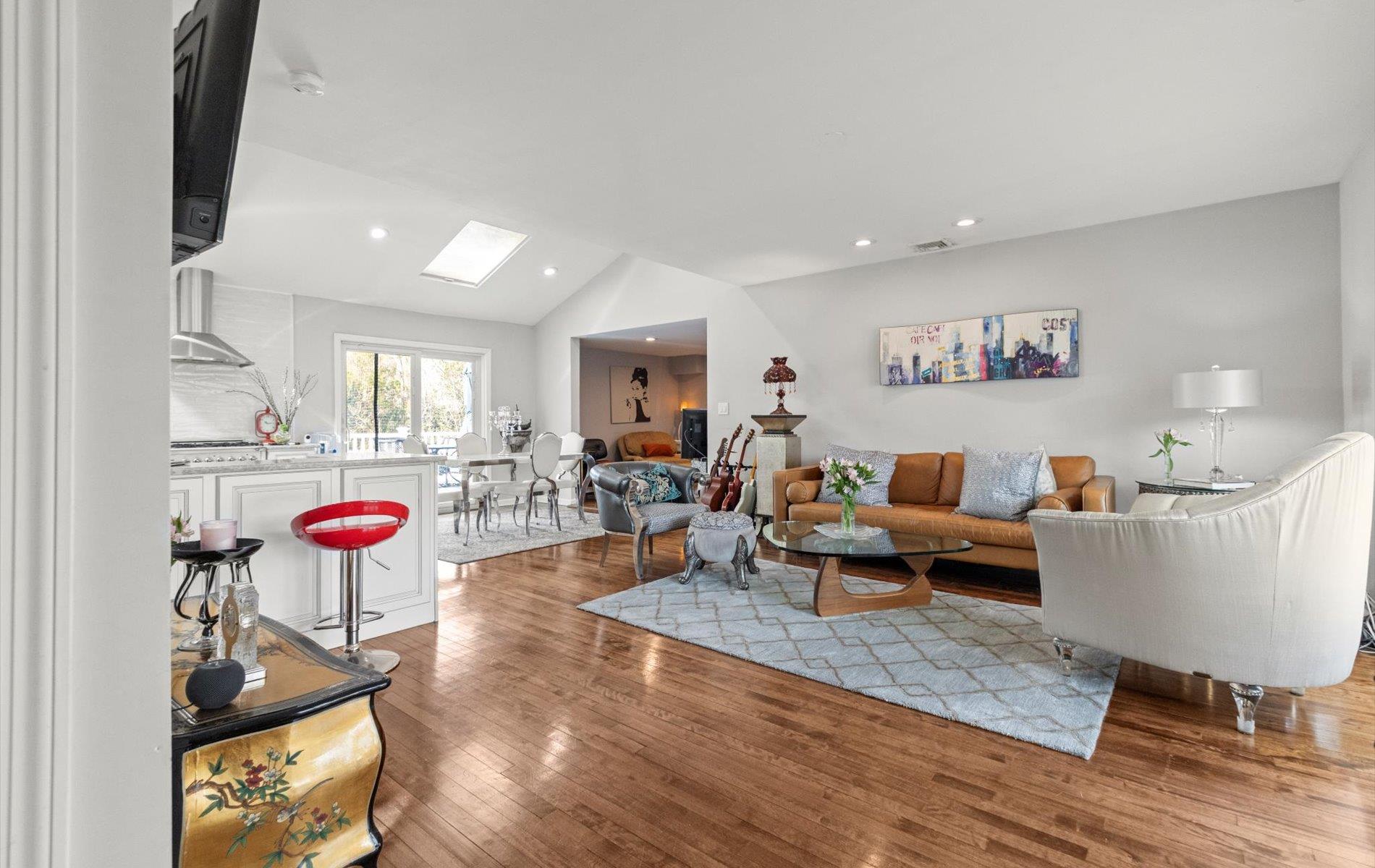 525 Allen Road, Woodmere, New York image 4