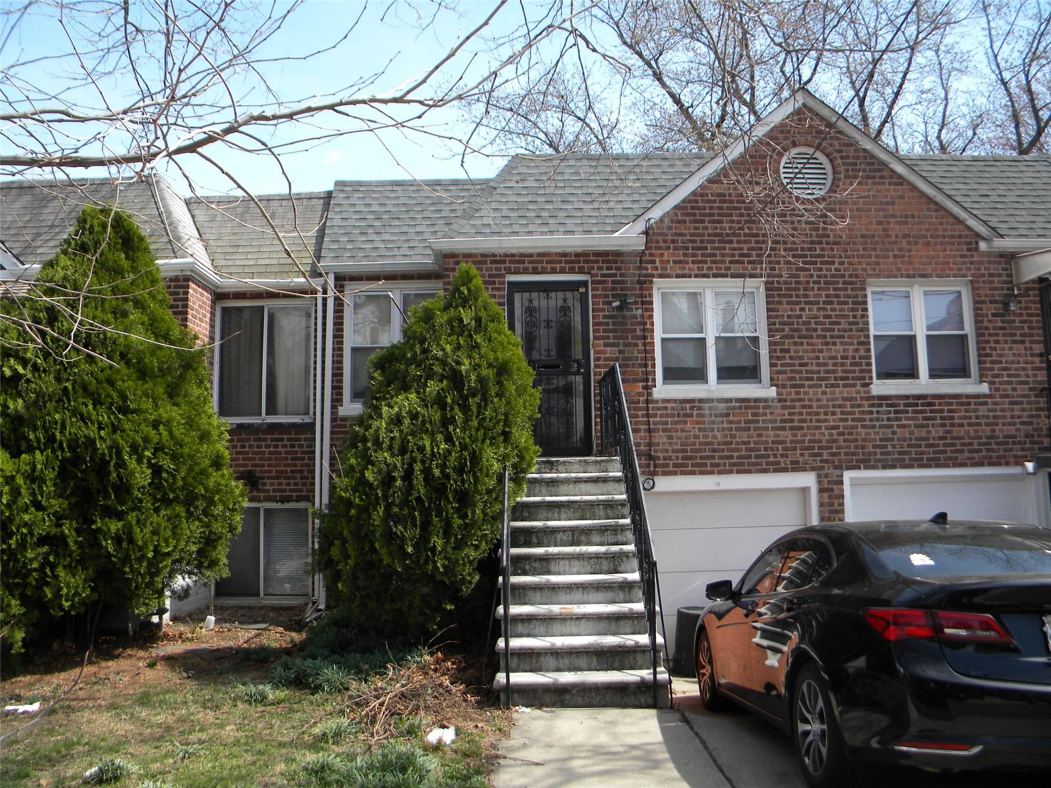 Property for Sale at 163rd Street, Flushing, Queens, NY - Bedrooms: 3 
Bathrooms: 1 
Rooms: 7  - $800,888