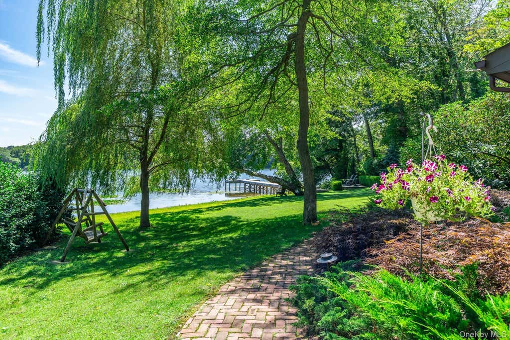 Photo of Mattituck, NY 11952 (MLS # 1036267)
