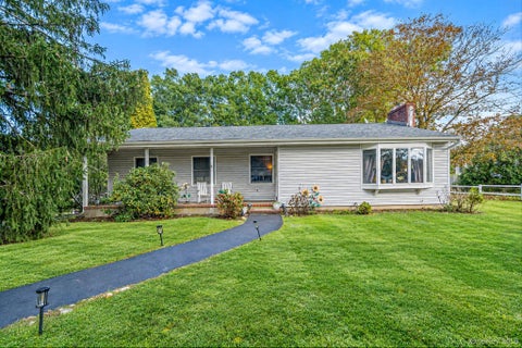 Photo of 197 Rustic Road, Ronkonkoma, NY 11779 (MLS # 1057413)