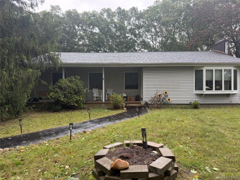Homes For Sale - 197 Rustic Road<br/> Ronkonkoma, NY 11779