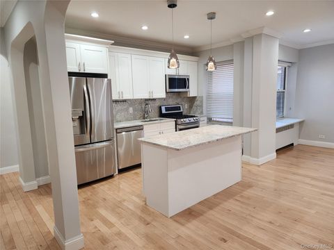 Homes For Sale - 111-50 75th Road #A54<br/> Forest Hills, NY 11375
