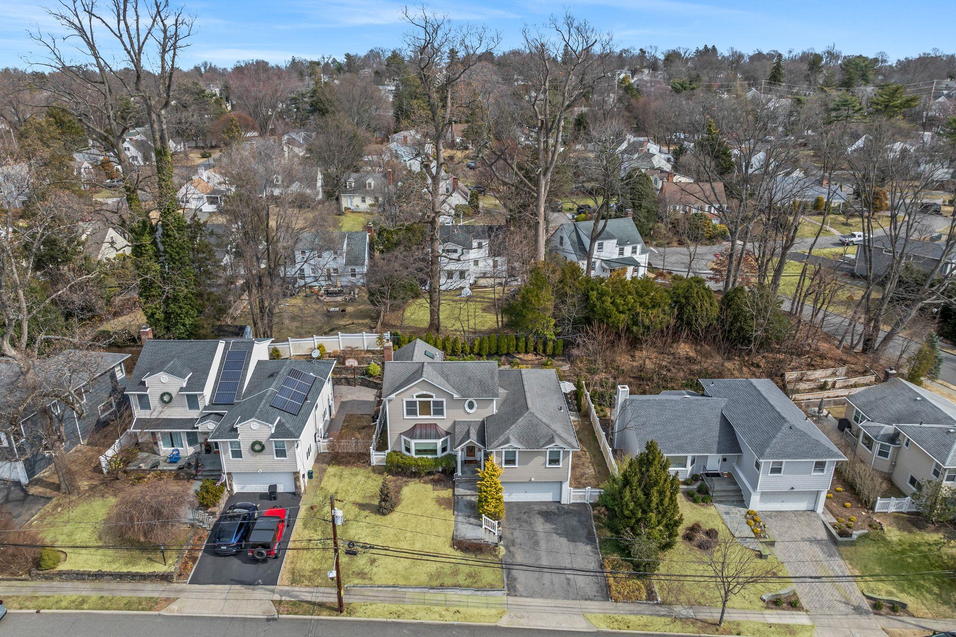 5 Tulip Lane, Port Washington, New York image 3