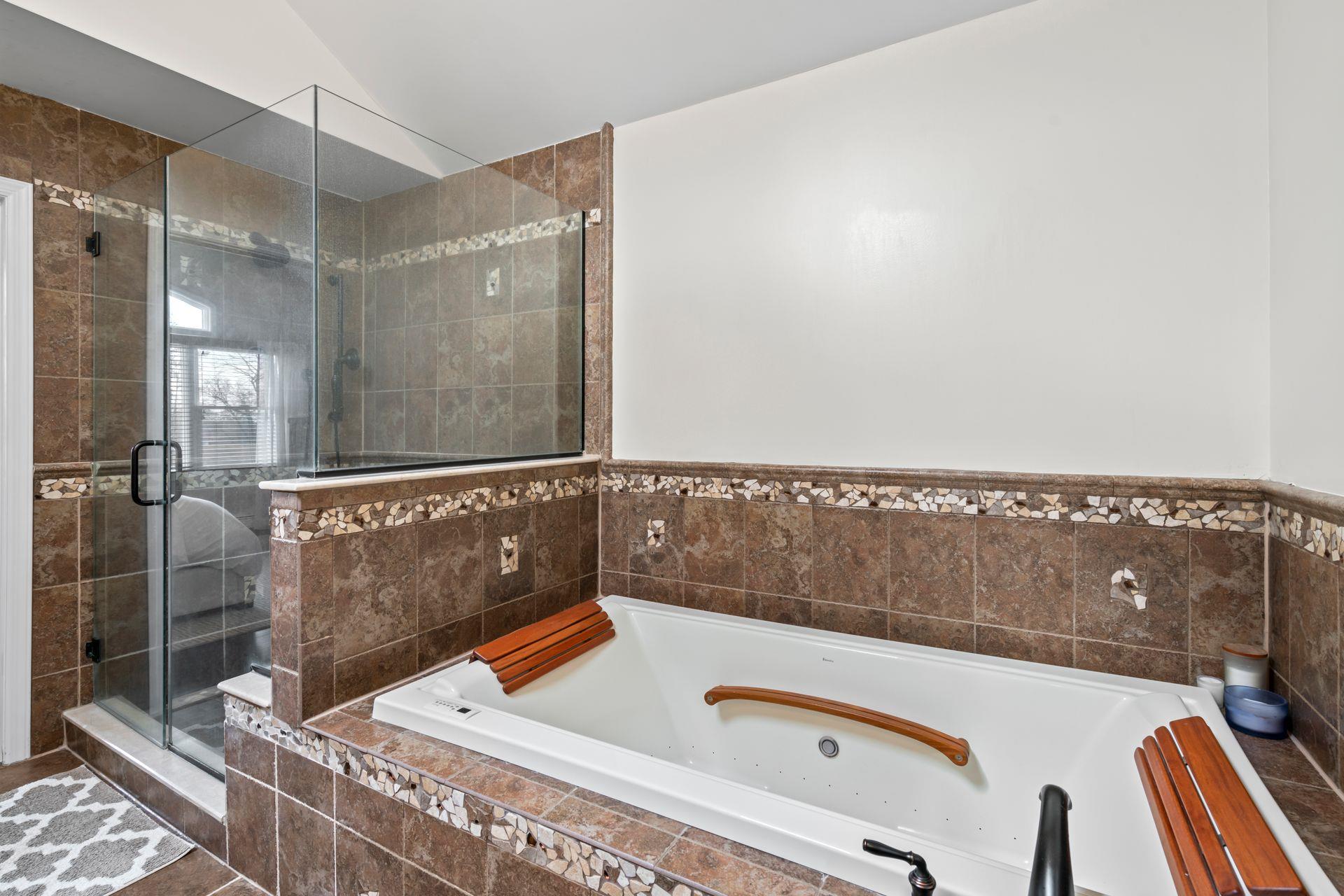 5 Tulip Lane, Port Washington, New York image 18