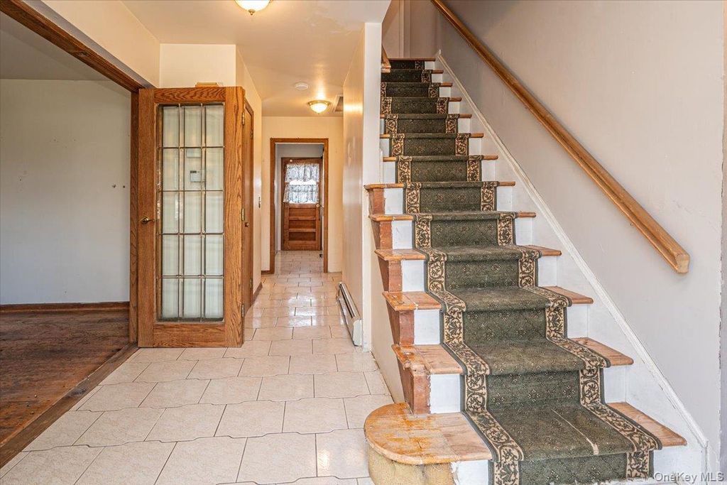 Photo of 22 Oak Lane, Blue Point, NY 11715 (MLS # 983895)