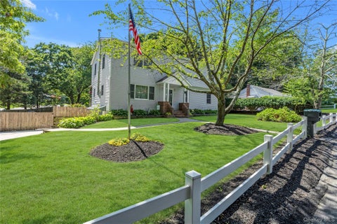 Photo of 6 Giant Oak Road, Ridge, NY 11961 (MLS # 1028166)