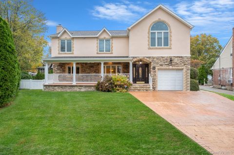 1023 Maple Lane New Hyde Park NY 11040