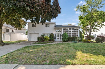 279 N Kentucky Avenue Massapequa NY 11758