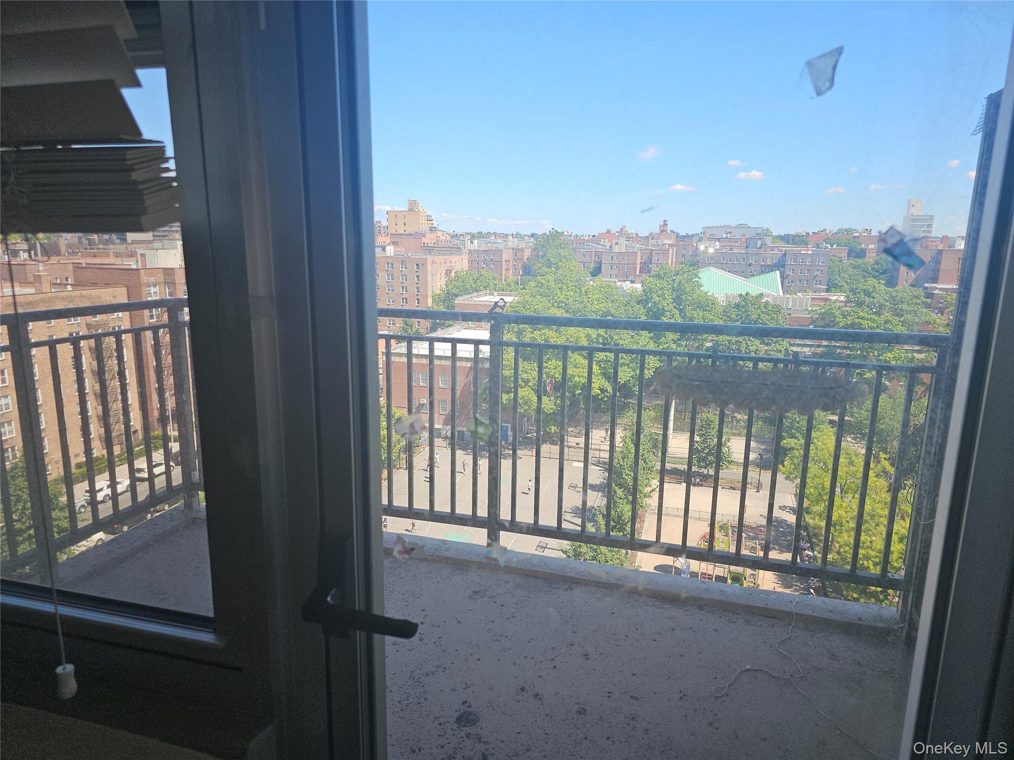 41-40 Union Street 10P