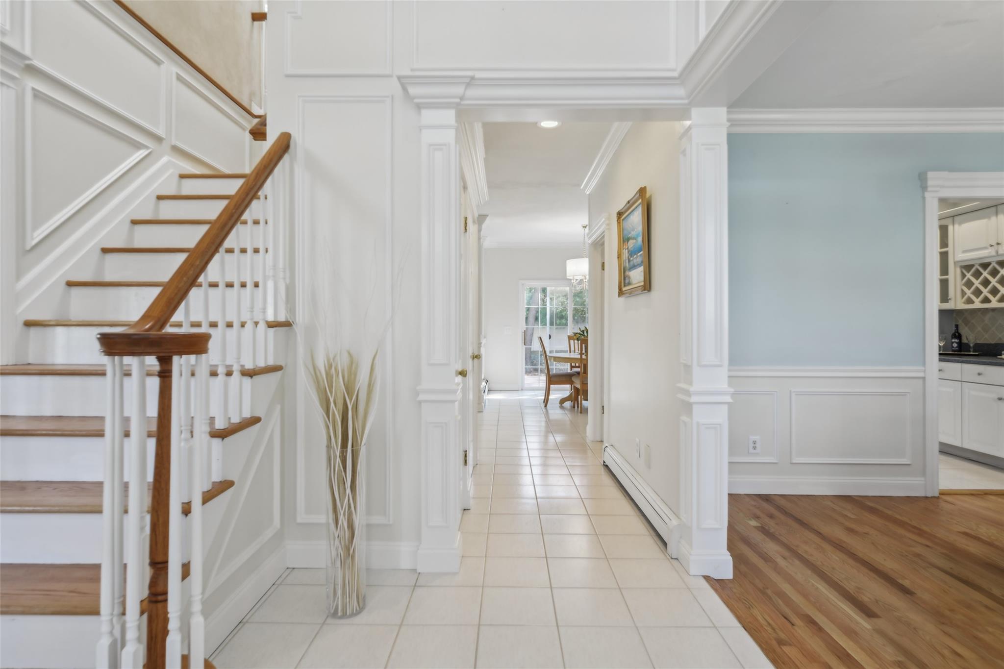 10 Pineland Court, Dix Hills, New York image 8