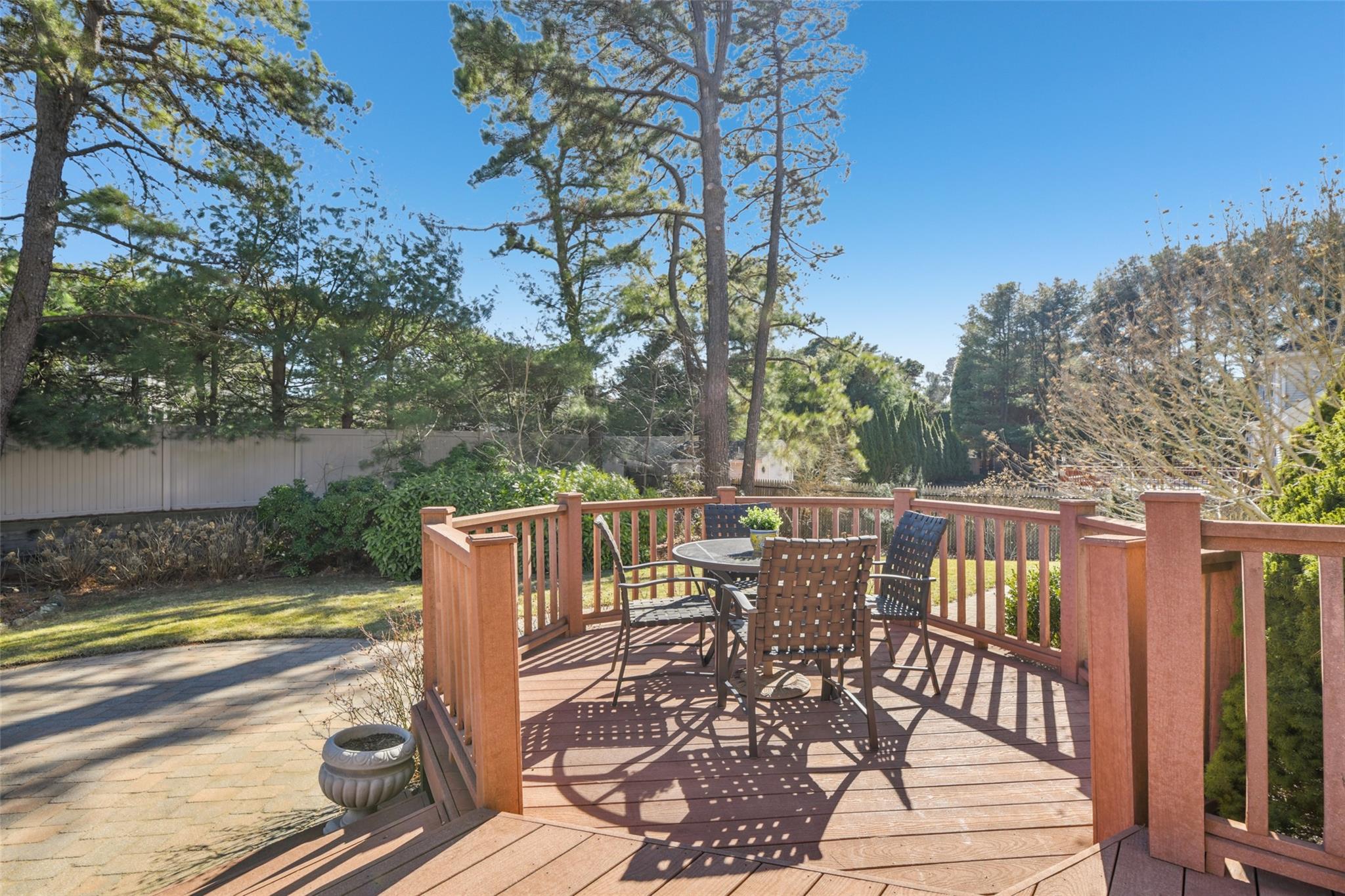10 Pineland Court, Dix Hills, New York image 49