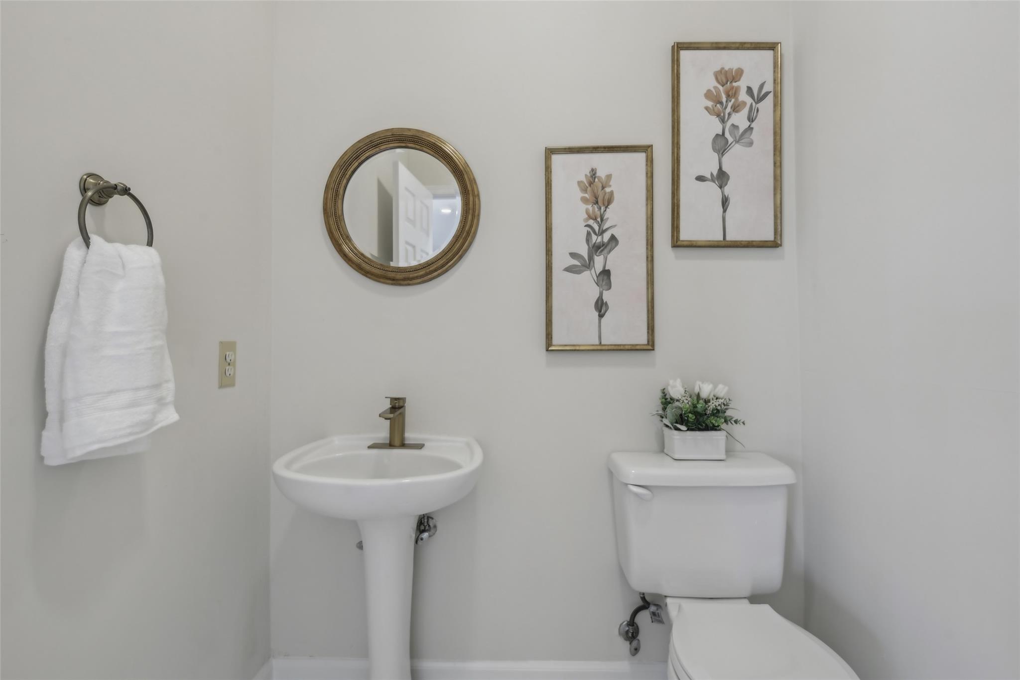10 Pineland Court, Dix Hills, New York image 30