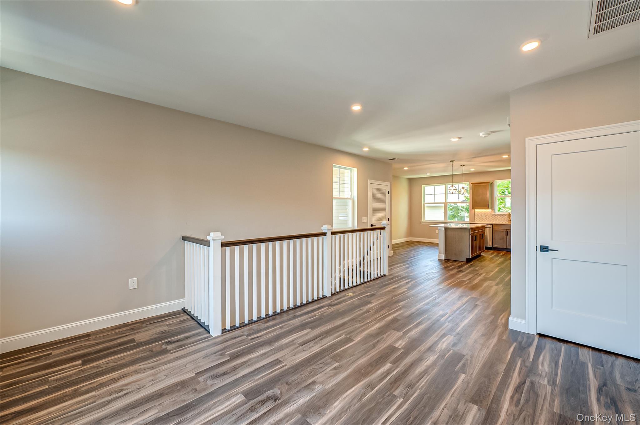 1 Conklin Street 201