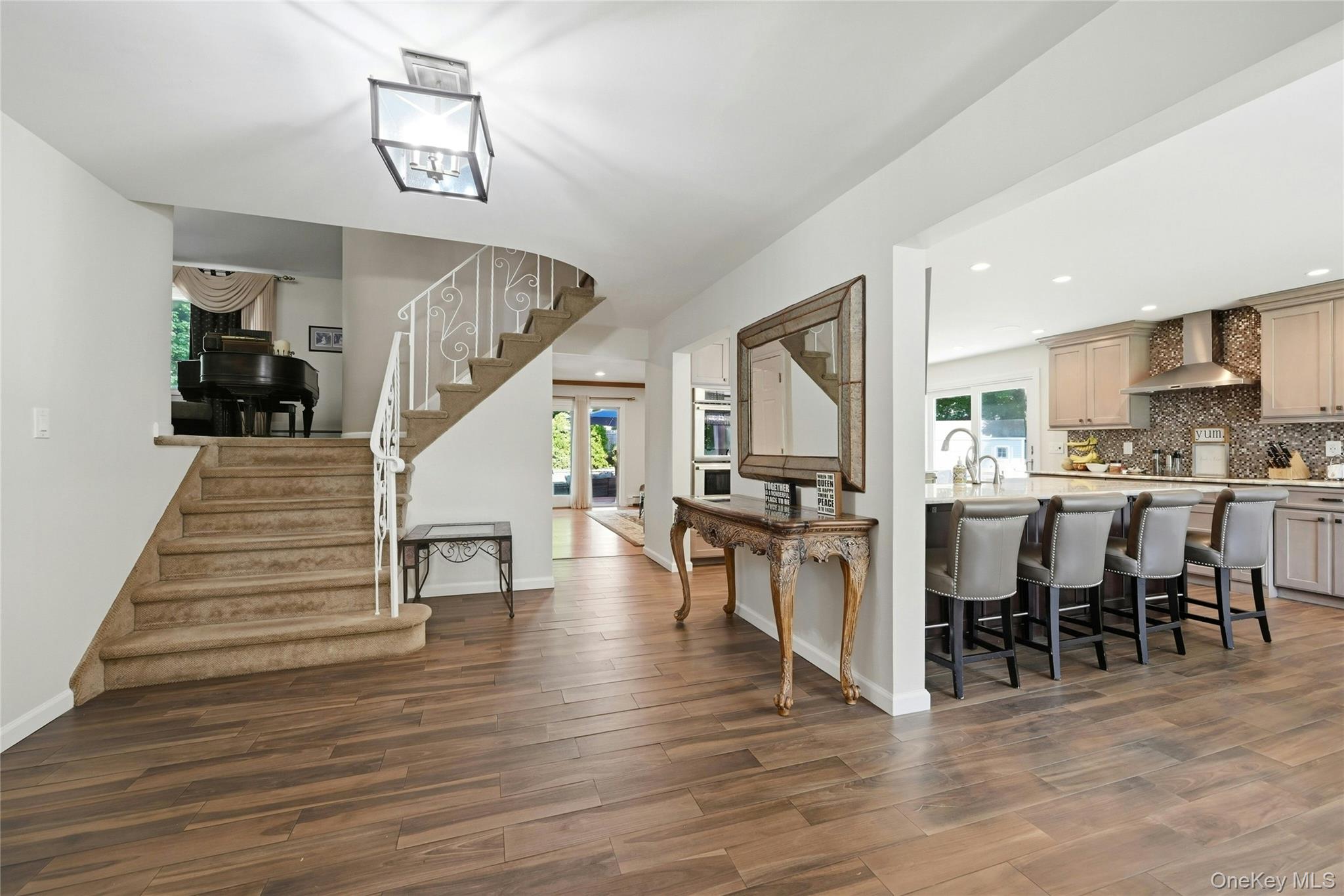 10 Mansfield Lane S