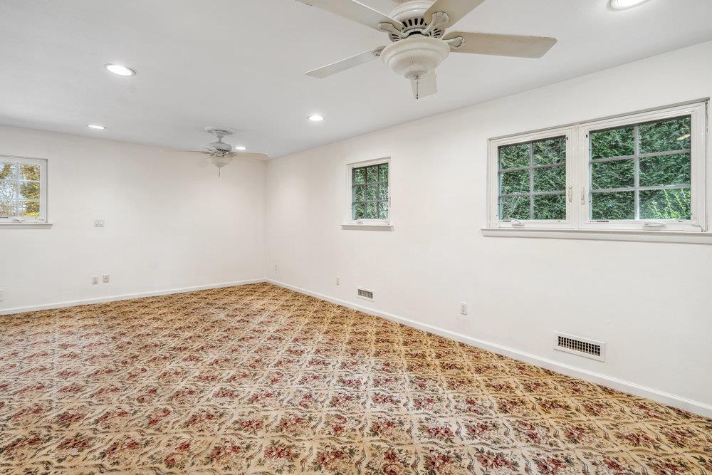 49 Harwood Drive, Glen Cove, New York image 11