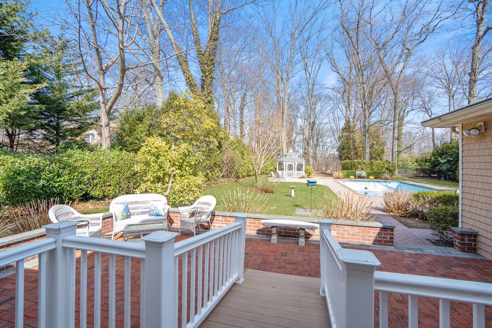 49 Harwood Drive, Glen Cove, New York image 22