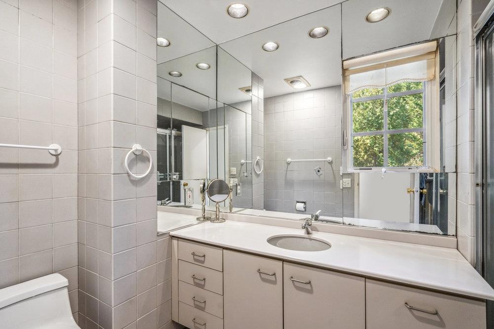 49 Harwood Drive, Glen Cove, New York image 15