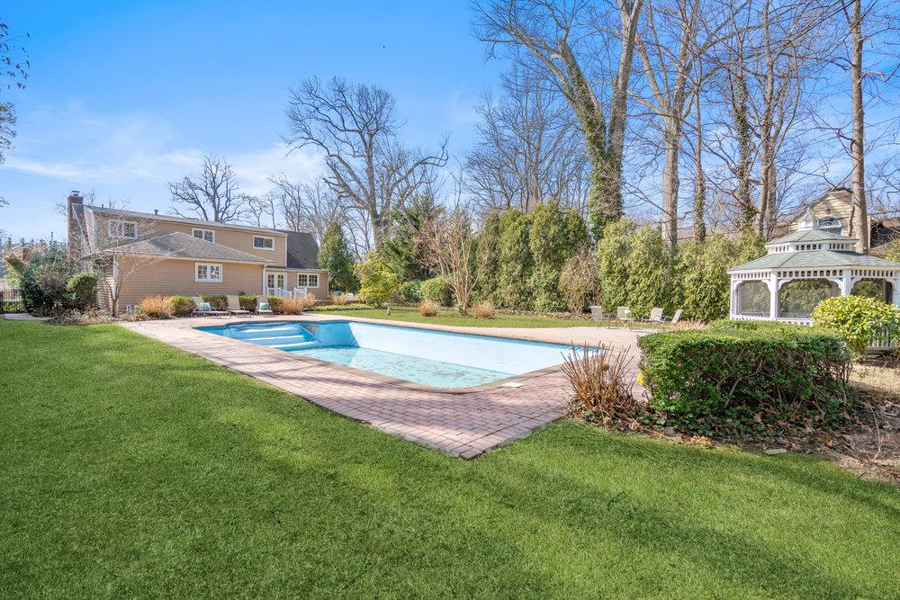 49 Harwood Drive, Glen Cove, New York image 23