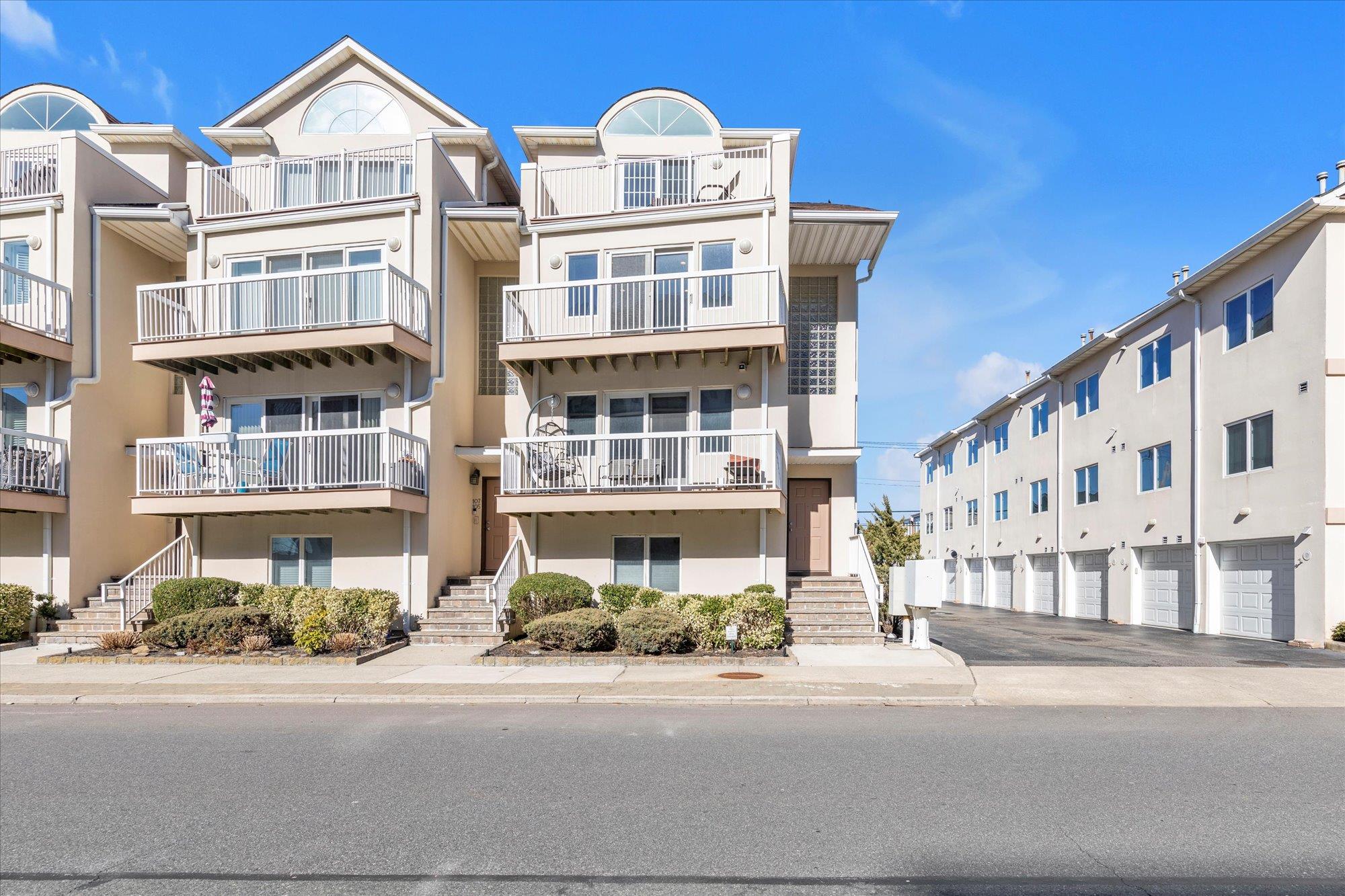 103 W Broadway, Long Beach, New York image 1