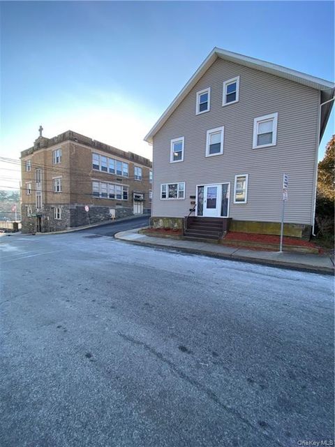 Photo of 13 Cozzens Avenue #2F, Highland Falls, NY 10928 (MLS # 989383)