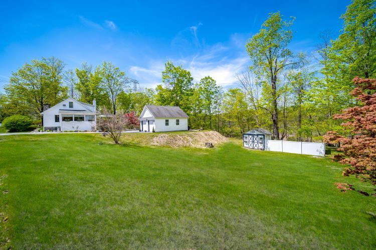 559 Noxon Road, Poughkeepsie, New York image 5