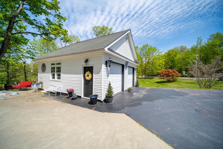 559 Noxon Road, Poughkeepsie, New York image 42