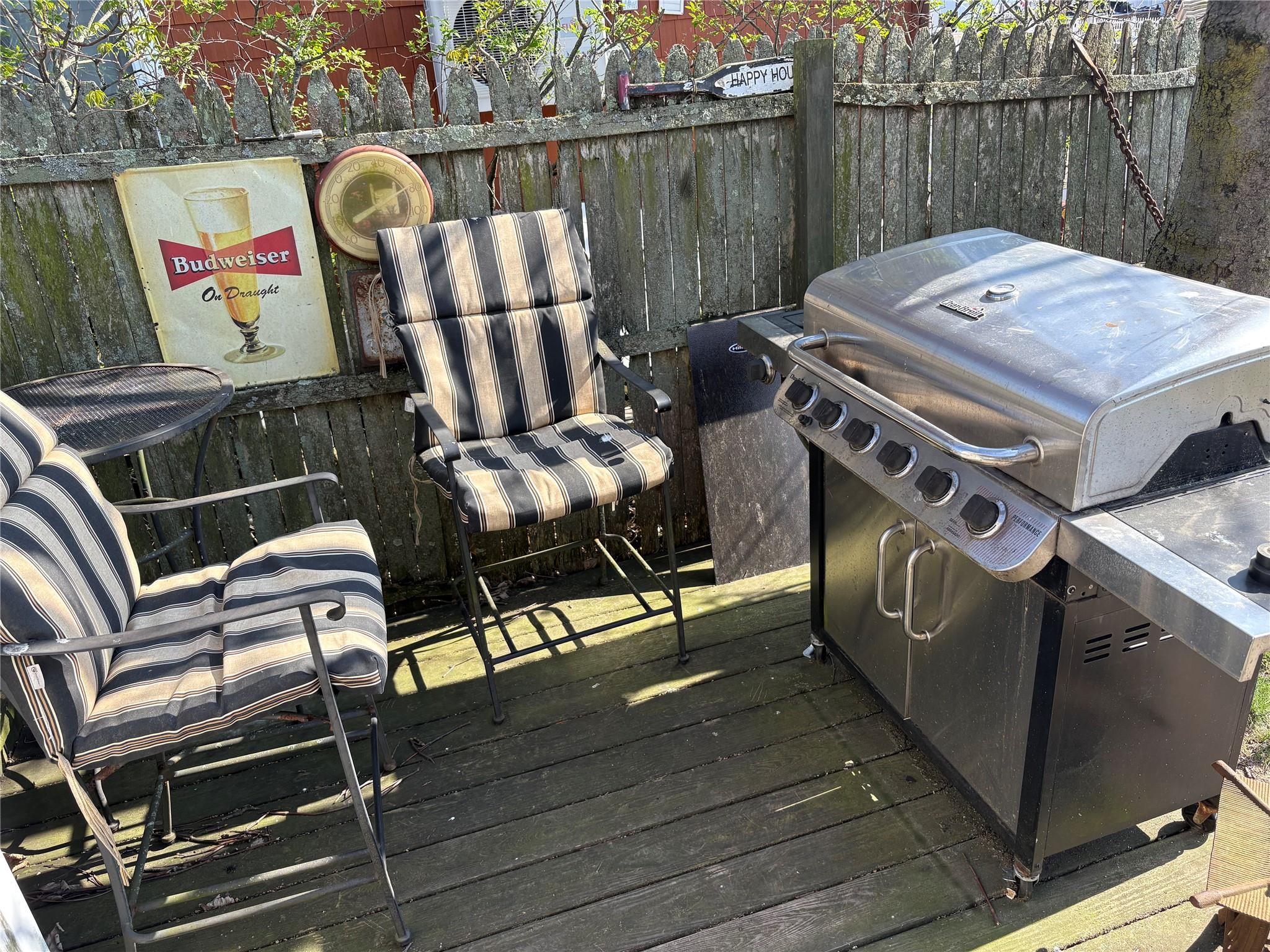 260 East Drive, Copiague, New York image 25
