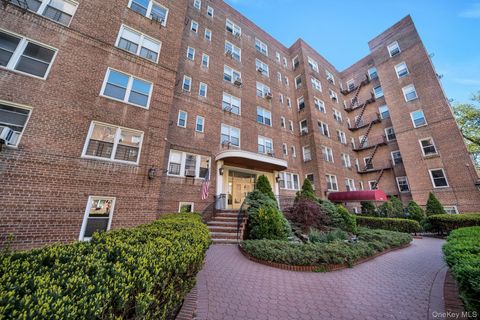 Other For Rent - 99-41 64th Avenue #C16<br/> Rego Park, NY 11374