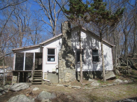 Homes For Sale - 58 Hillside Drive<br/> Mahopac, NY 10541