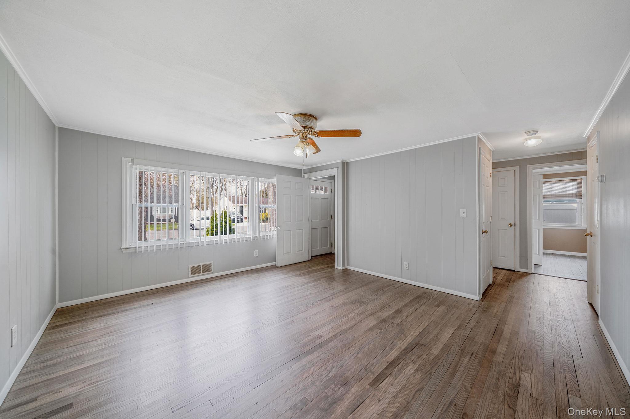 23 Lakewood Avenue