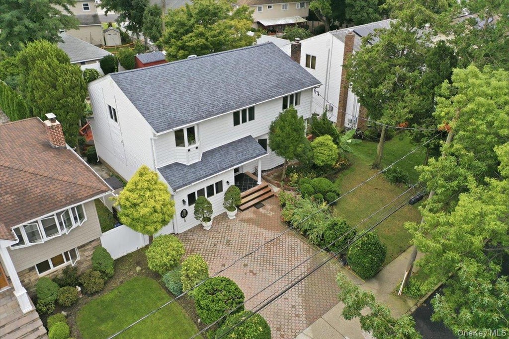 Photo of 701 Hoover Street, North Bellmore, NY 11710 (MLS # 1040278)