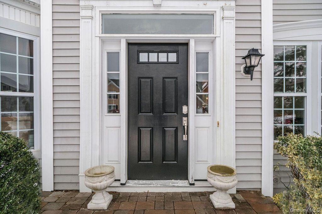 Photo of 27 Avolet Court, Mount Sinai, NY 11766 (MLS # 964242)