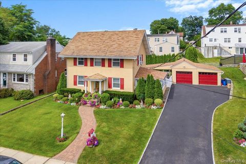 Homes For Sale - 629 Hillside Avenue<br/> Mamaroneck, NY 10543