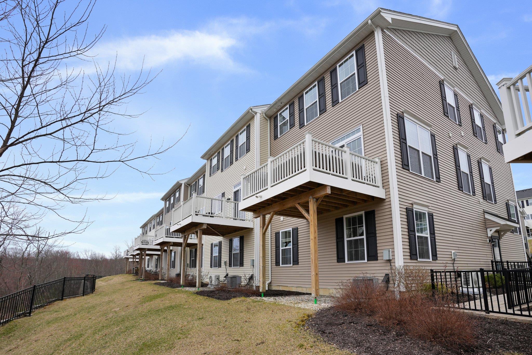 19 Putnam Lane, Danbury, Connecticut image 40