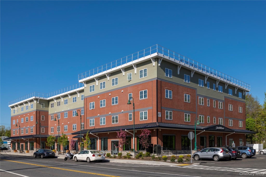 Photo of 87 W Chestnut Street #206, New Paltz, NY 12561 (MLS # 1054092)