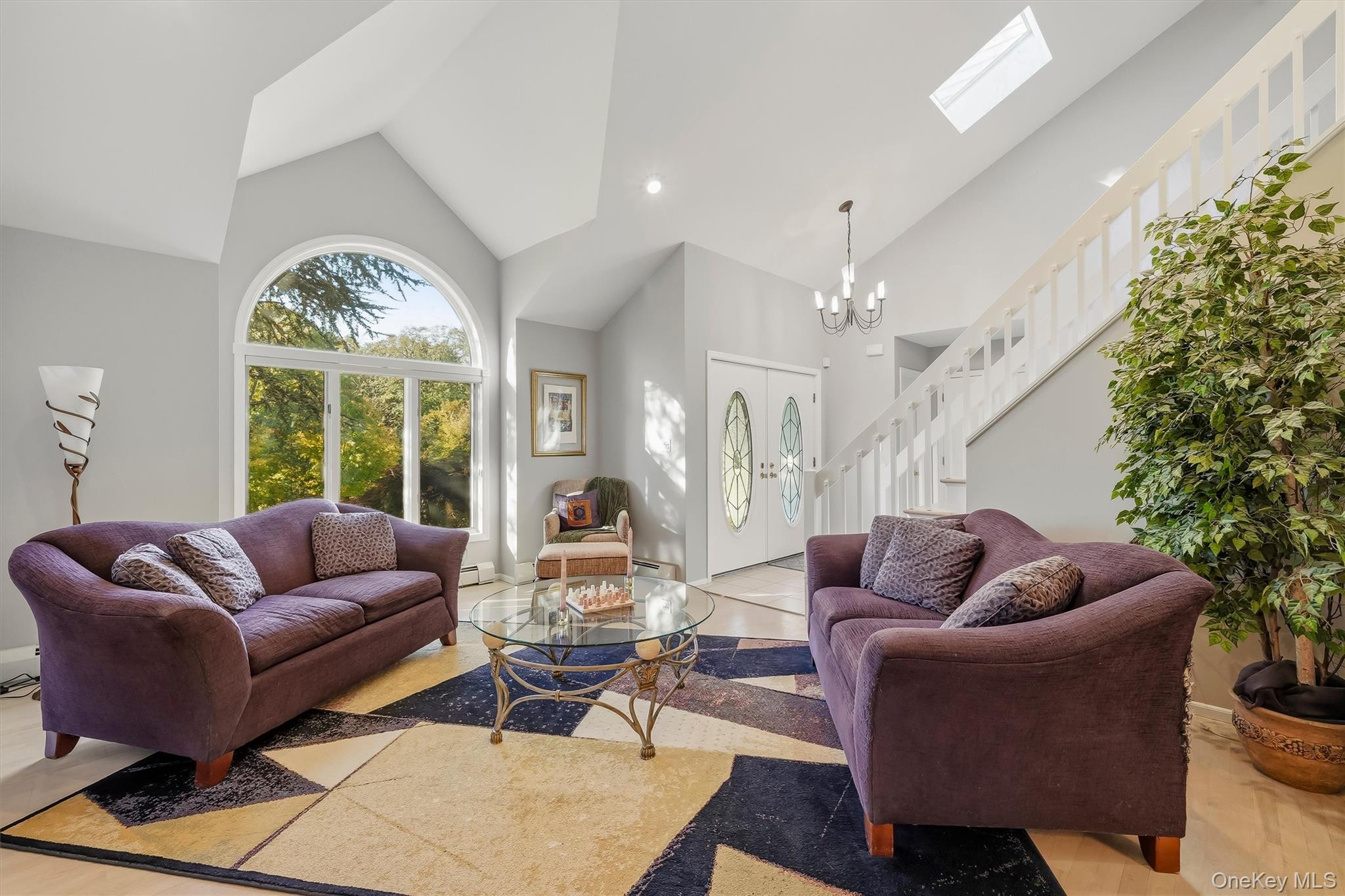 3 Round Pond Court