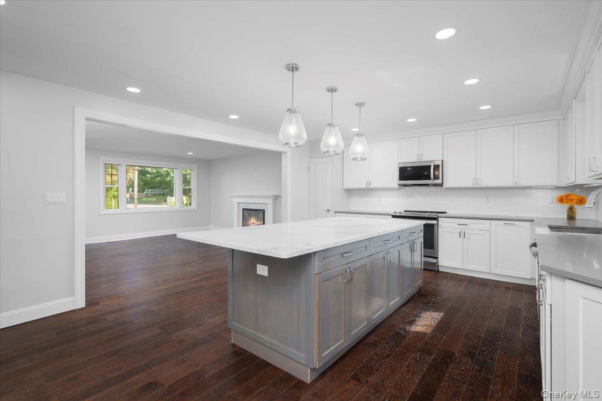 115 Davis Avenue
