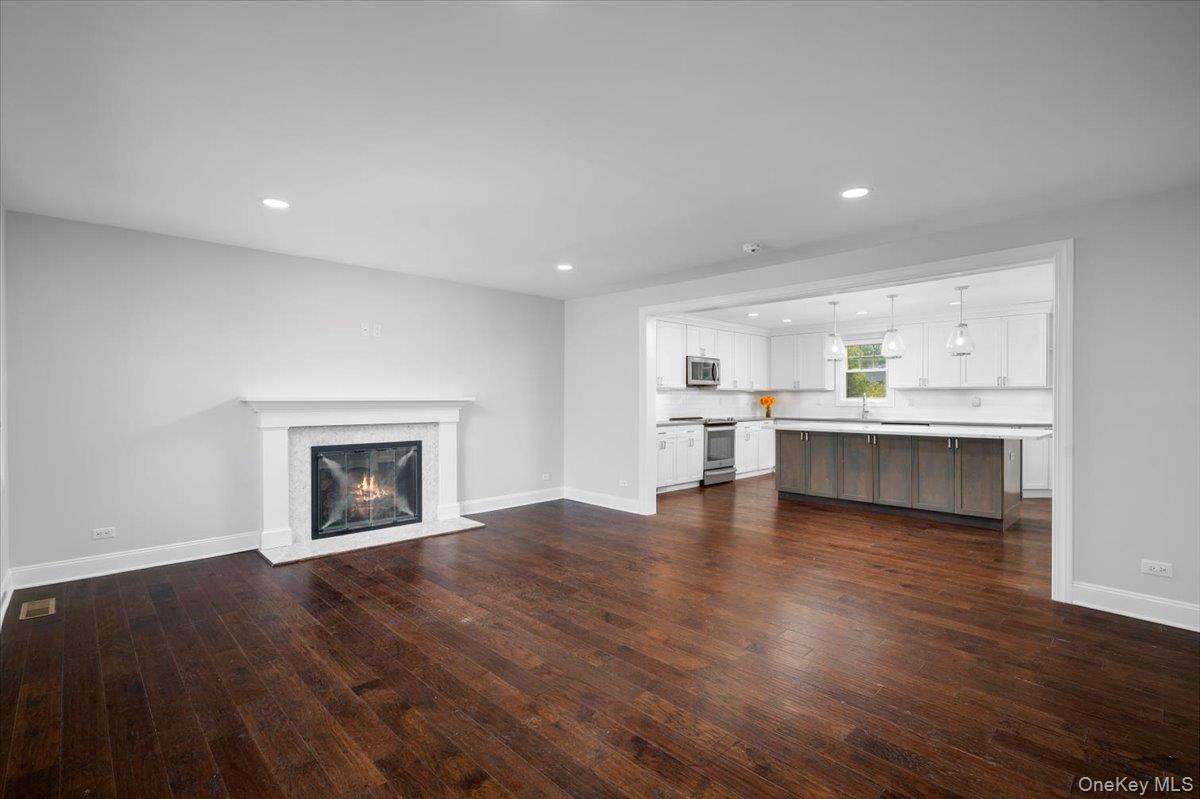 115 Davis Avenue