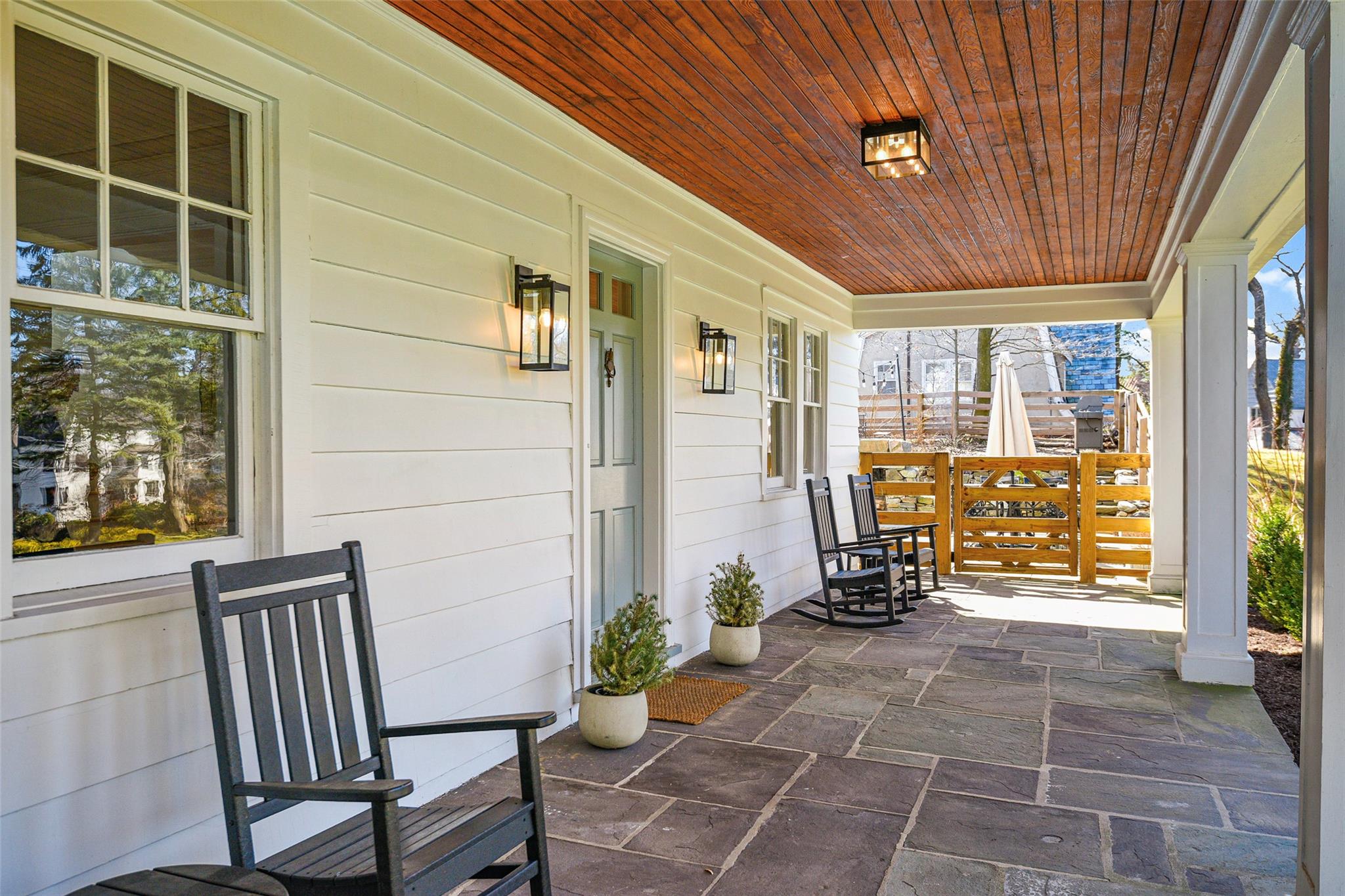 24 Pell Place, New Rochelle, New York image 4