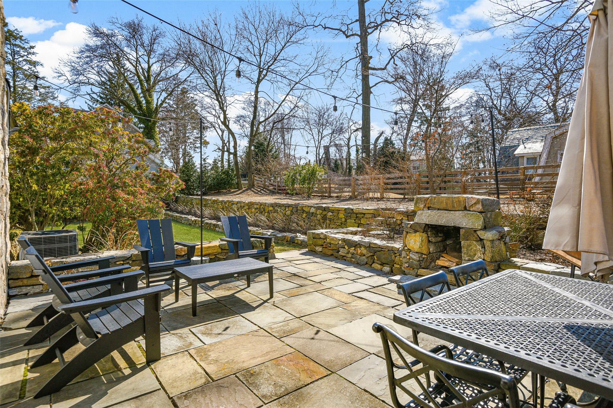 24 Pell Place, New Rochelle, New York image 35