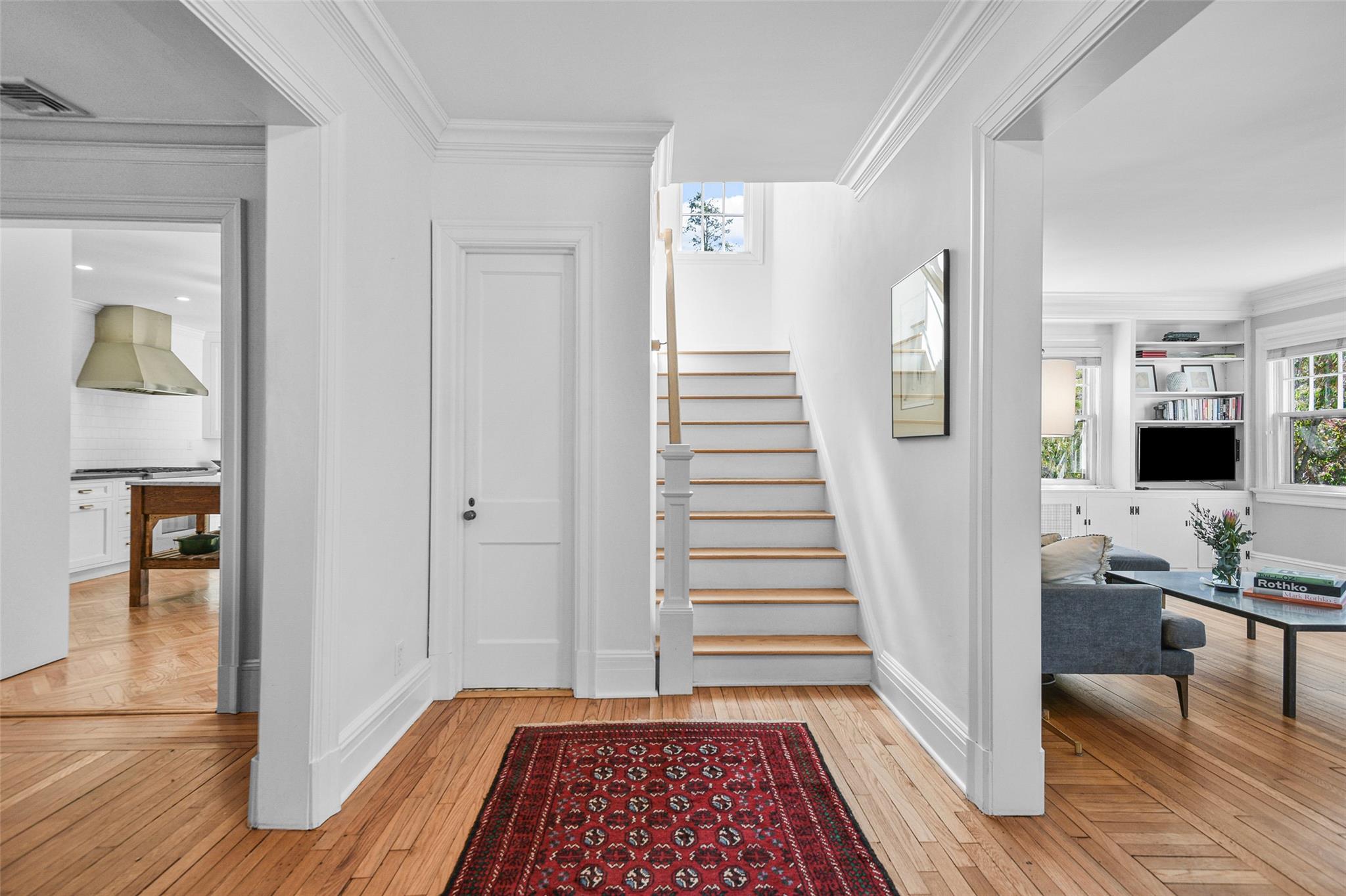 24 Pell Place, New Rochelle, New York image 5