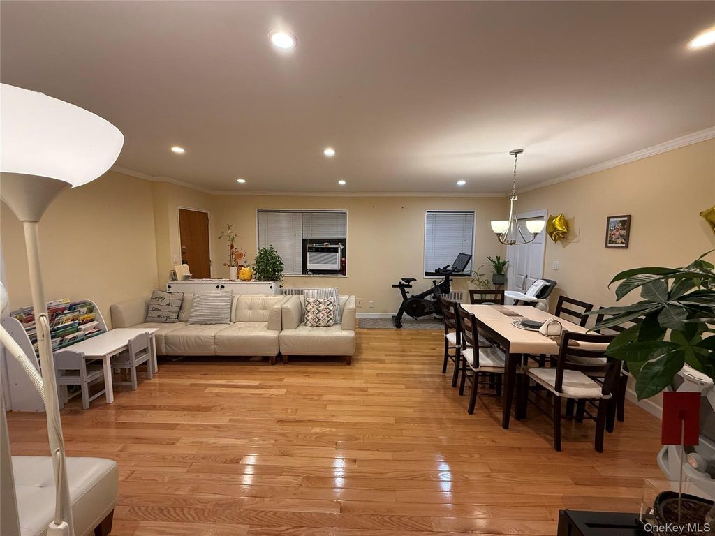 Photo of 163-01 17th Avenue #5197, Whitestone, NY 11357 (MLS # 951645)