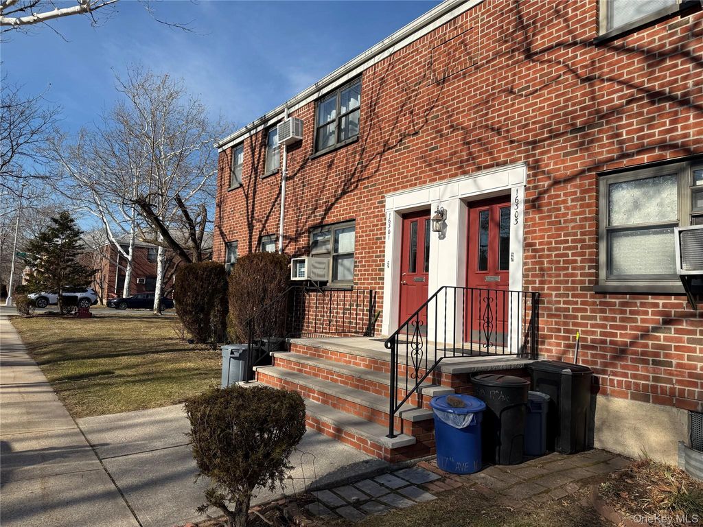 Photo of 163-01 17th Avenue #5197, Whitestone, NY 11357 (MLS # 951645)